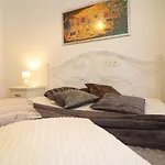Сasa de vacaciones Delightful Caterinas House In *
